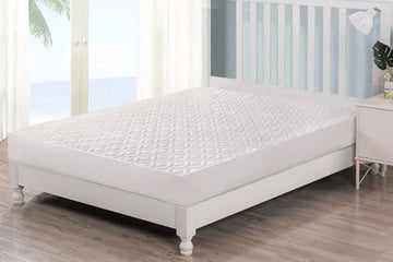Quilted  Fitted Protector Double Bed-White